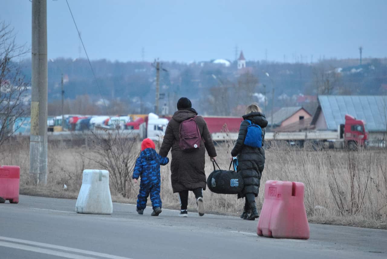 Ukrainian refugees at the Siret border crossing between Ukraine and northern Romania