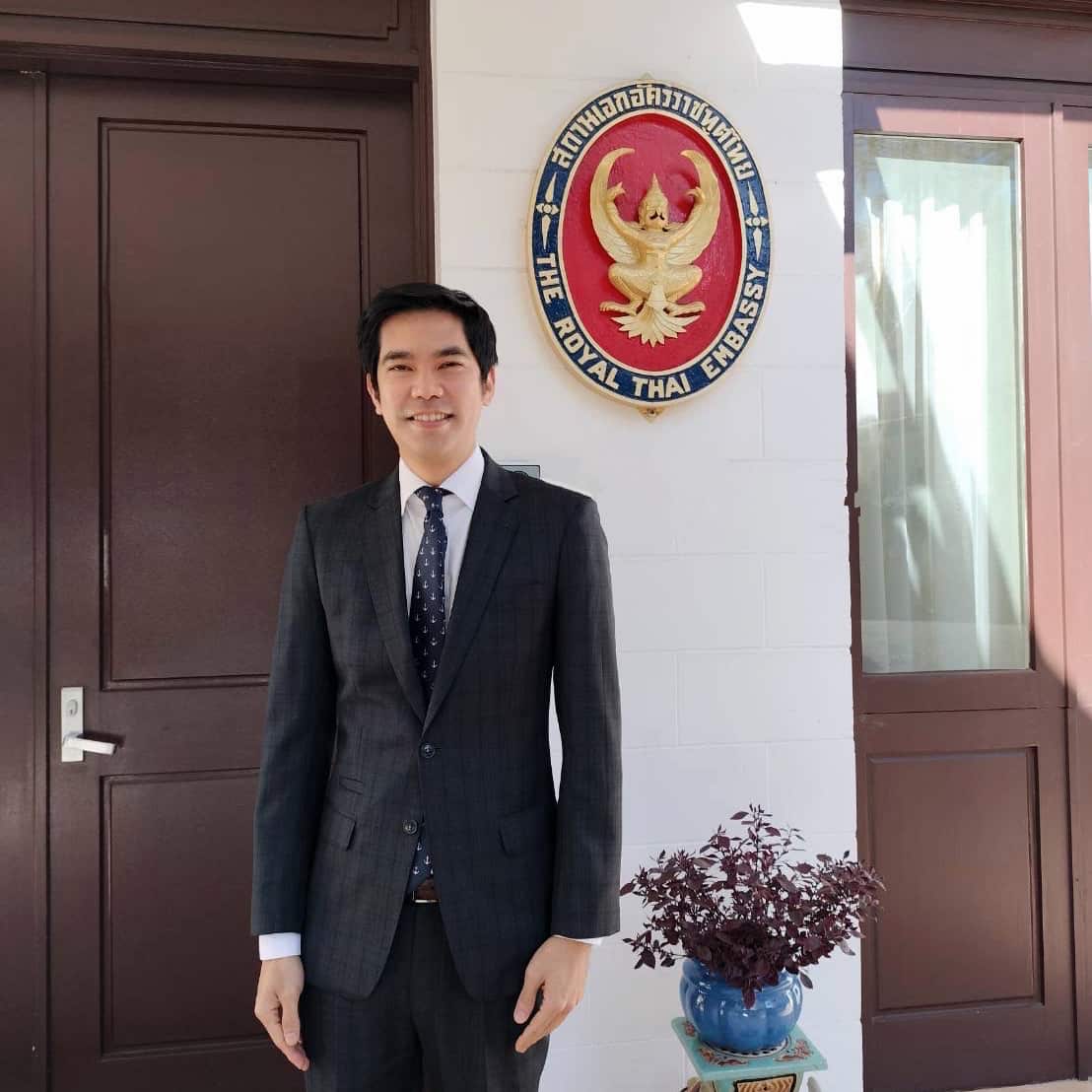 ทฤษฎี จำลองราษฎร์ 1.jpg