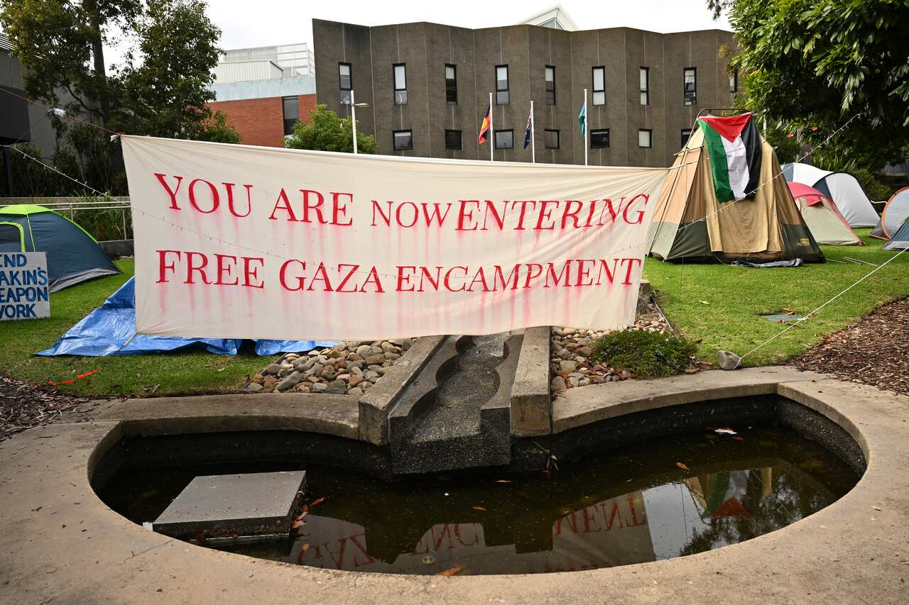 Tents and signs at the 'Free Gaza encampment' at Deakin University