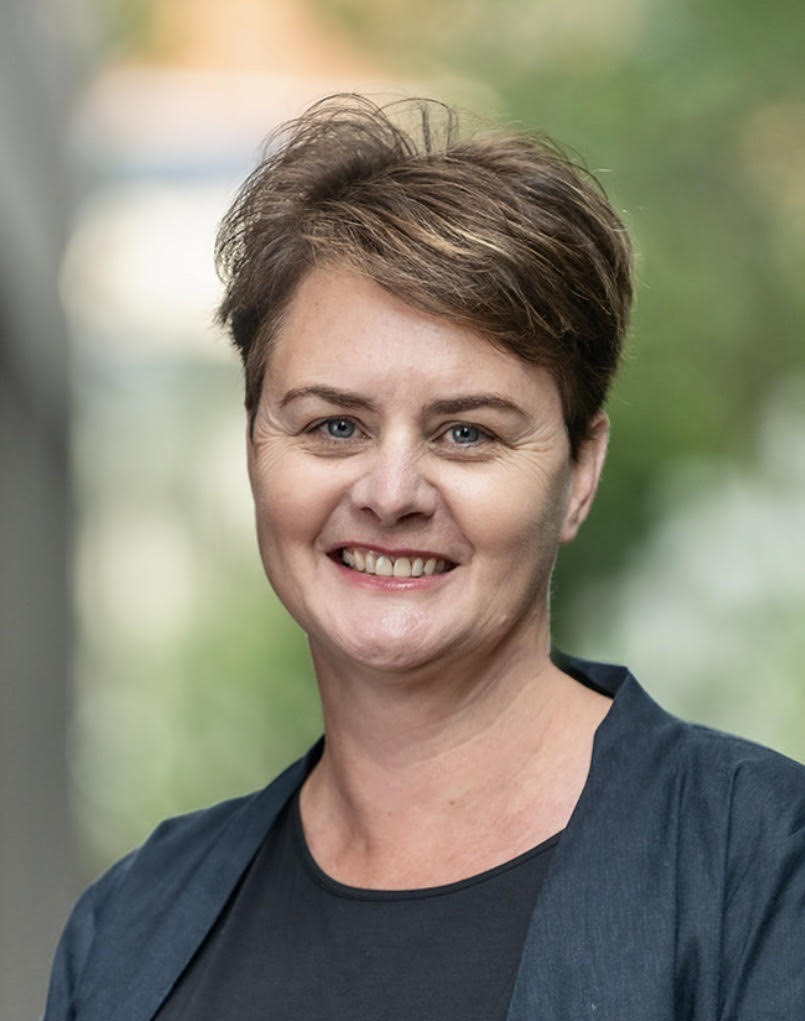 Portrait of a woman.