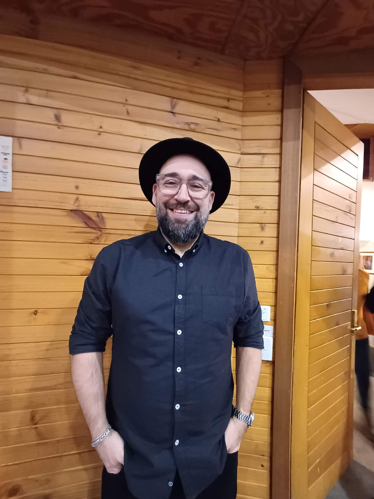 Extra Photo - Artista Moreno.jpg