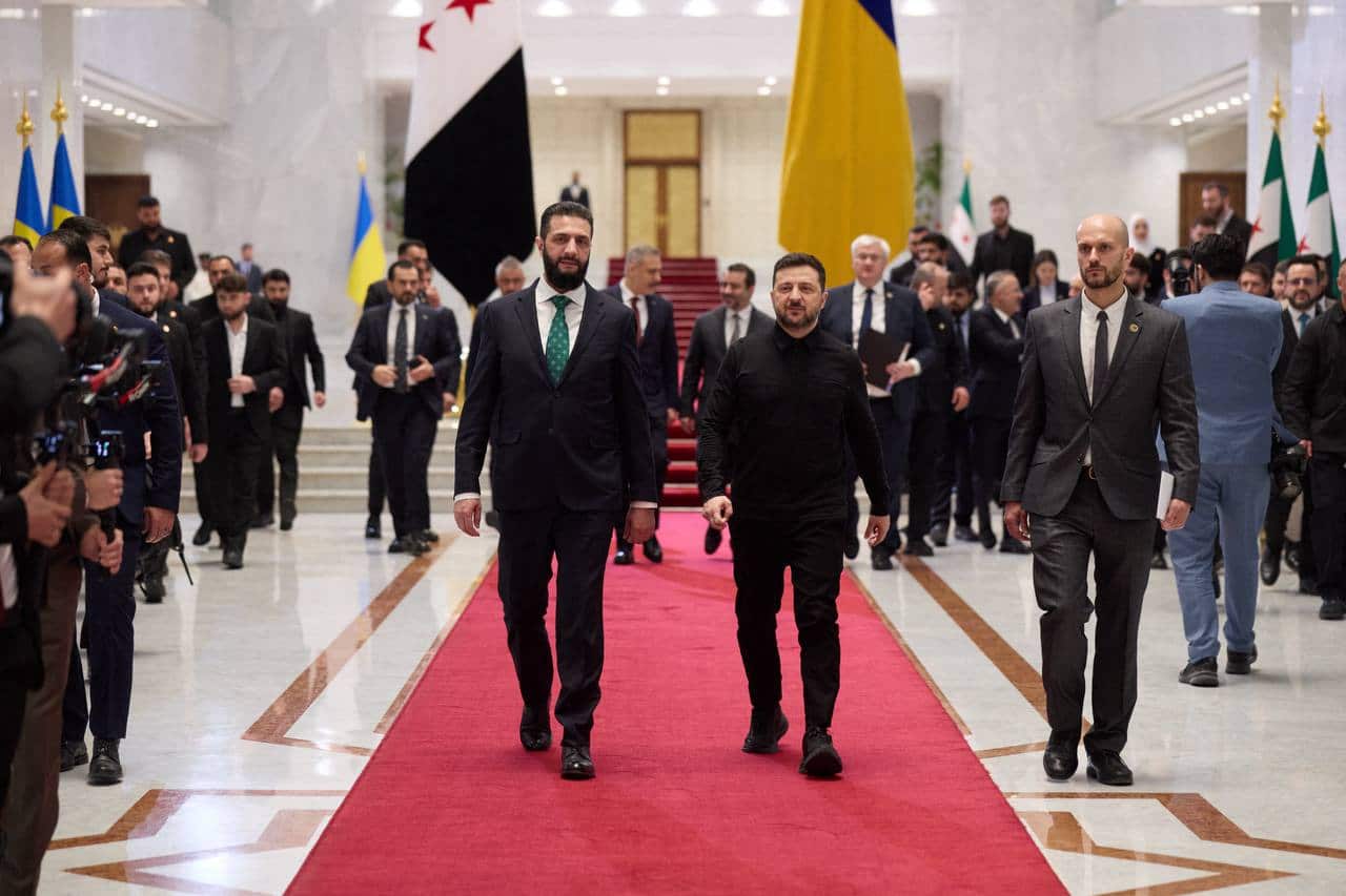 Zelensky Meets Syrian President Ahmed Al-Sharaa