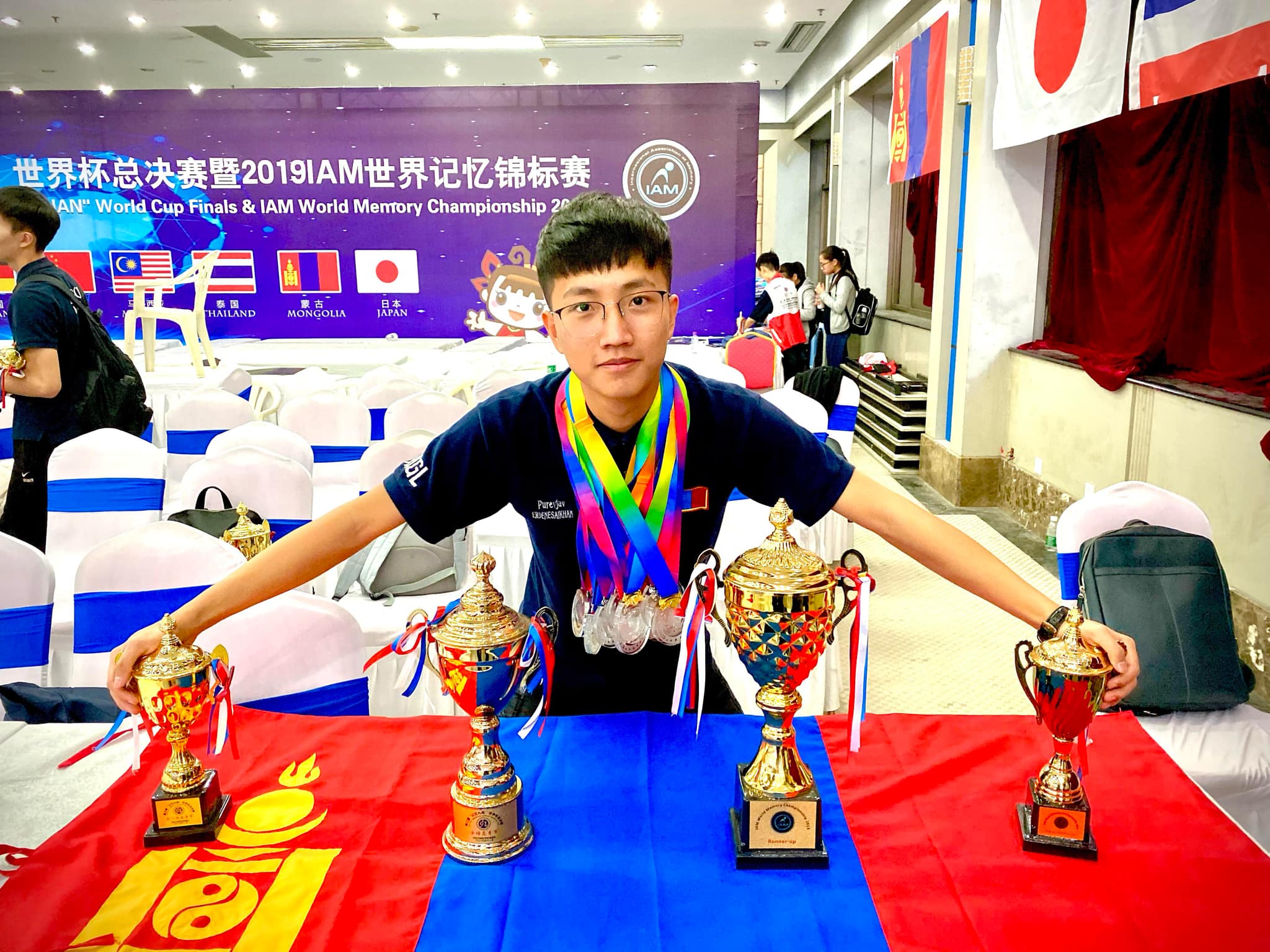 7ea1760a-8fd4-4ace-b2db-47cb763a7c9d.jfif