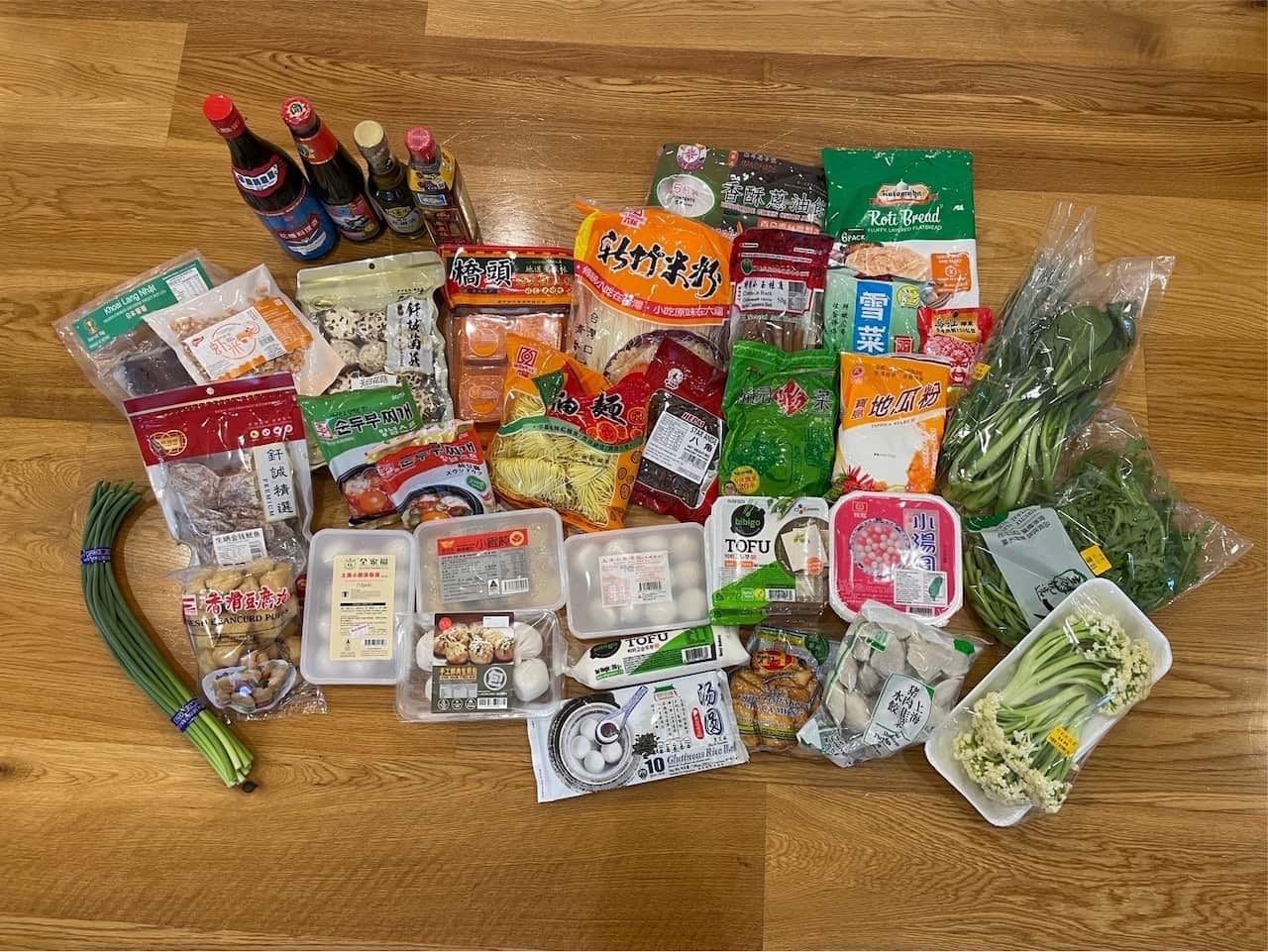 Mayu Tomaru 100-1.jpg