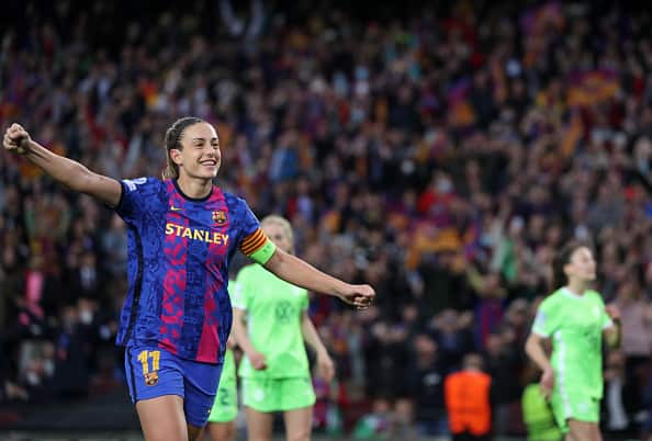FC Barcelona v VfL Wolfsburg: Semi Final First Leg - UEFA Women's Champions League
