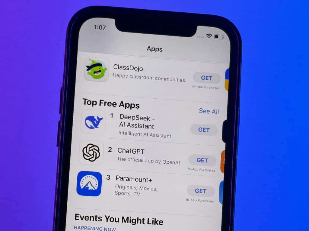 A mobile phone screen showing a list of apps 