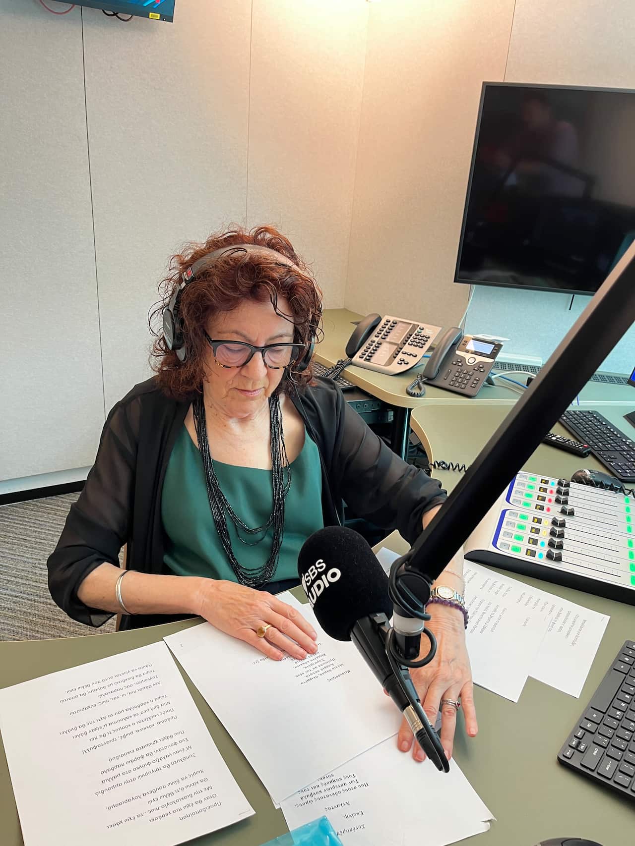 Greek Australian author and poet Dionysia Mousoura at Melbourne's SBS Radio studios / SBS Greek / Panos Apostolou 