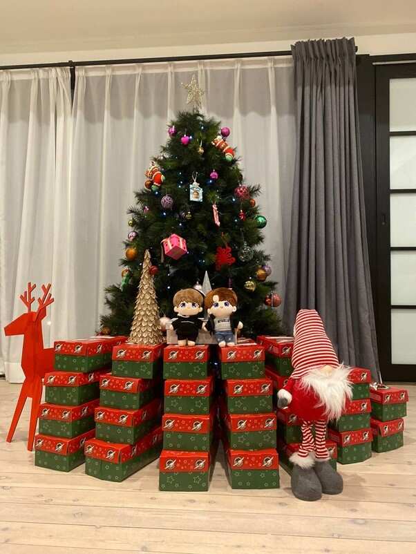 KEUNG TO FANS CHARITY.jpg