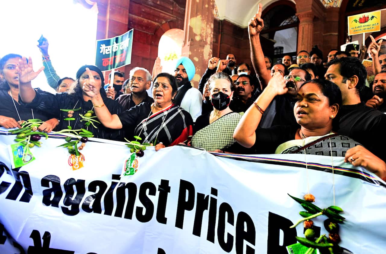 India: Sonia Gandhi Leads Congress Protest At Parliament Against Rising Inflation And Unemployment