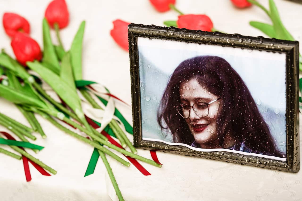 Framed photo of woman