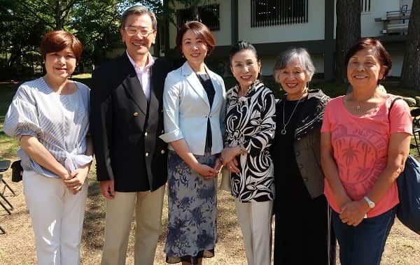 JCS 40th anniversary bus tour to Canberra