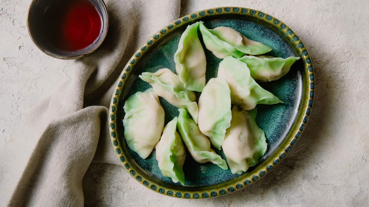 Pork and green vegetable dumplings