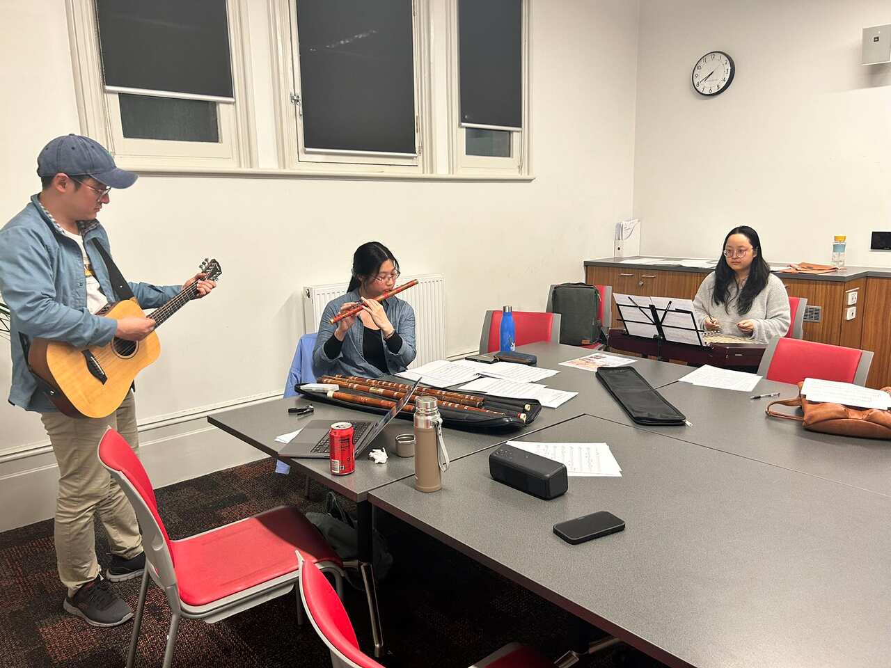 《唐人街木匠》某次排练