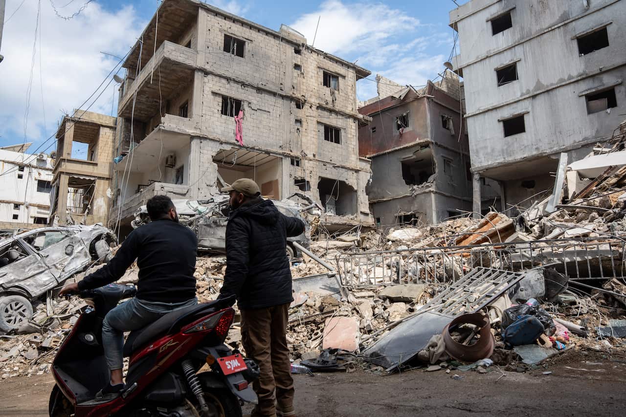 Israeli Airstrike Kills 5, Wounds Over 50 - Beirut