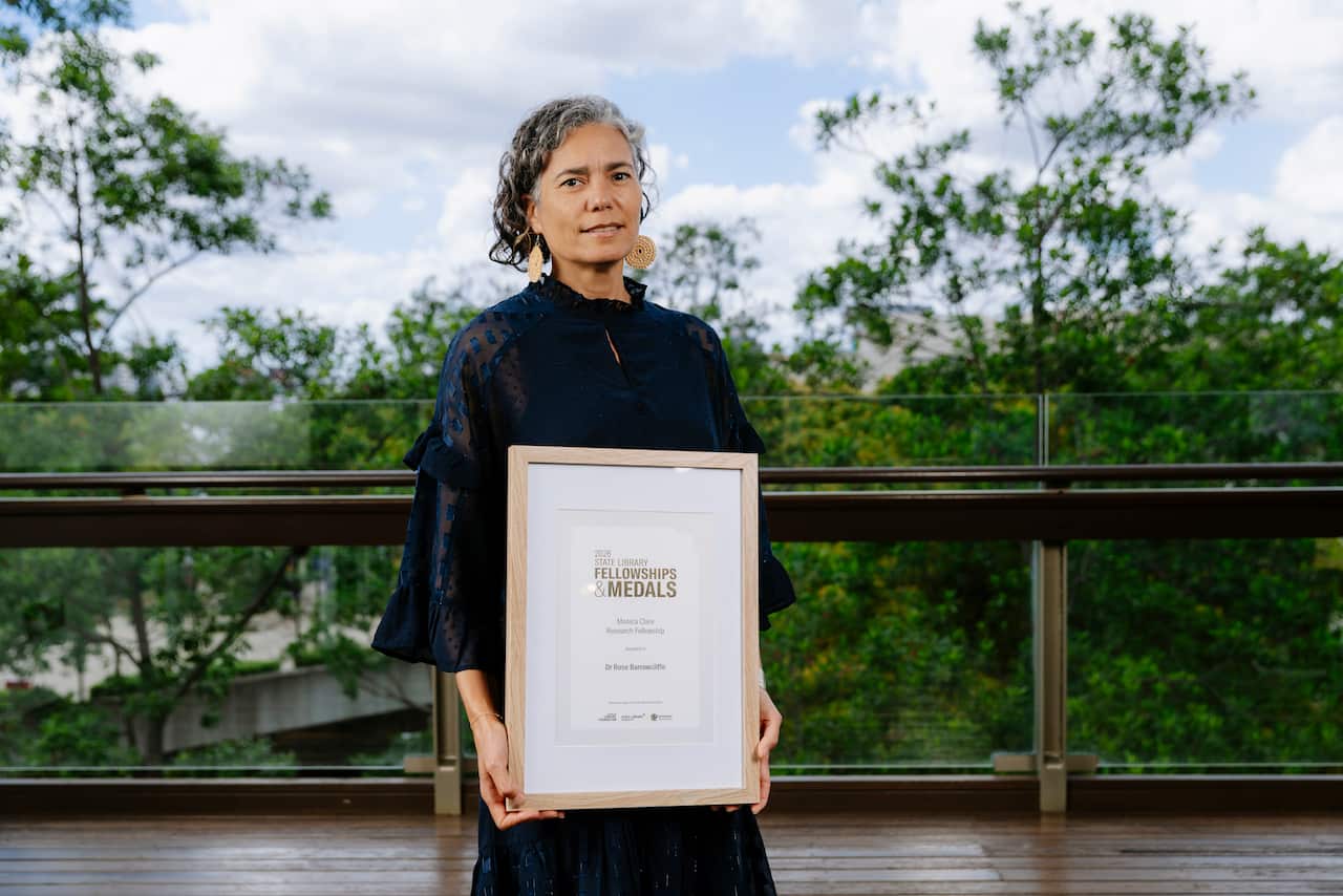 ROSE BARROWCLIFFE STATE LIBRARY FELLOWSHIP