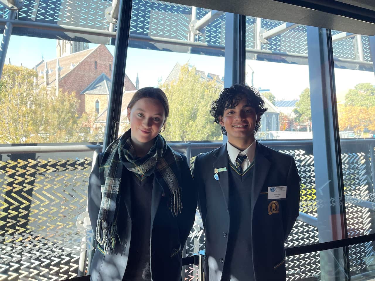 Model UN_Stella und Atherv.jpg