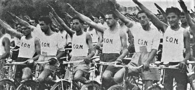 Metaxas' fascist salute was used during the celebration of the establishment of the 4th of August Regime