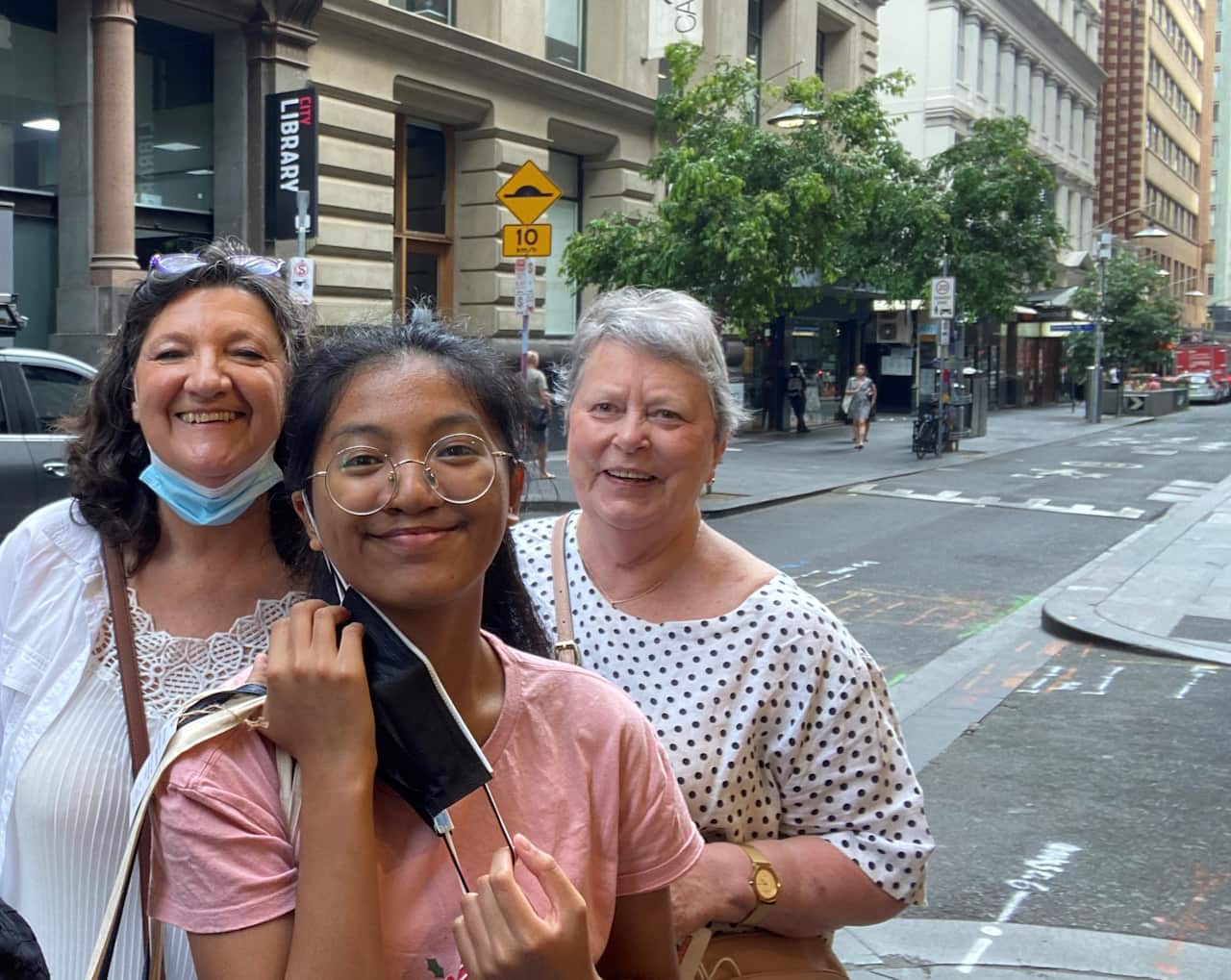 MONA WITH VAL AND GLENIS.jpg