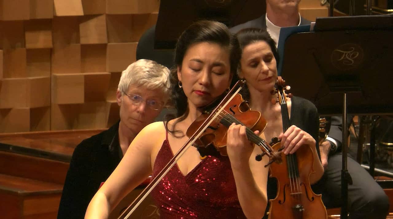 kim 04 김지원.jpg