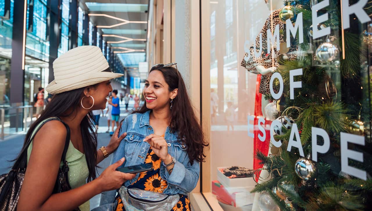 Window Shopping Decisions at Christmas in the Sun.