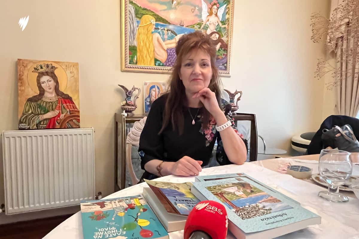 H Ανδριάνα Καραμήτρου στην κατοικία της, Μελβούρνη, Μάρτιος 2025 