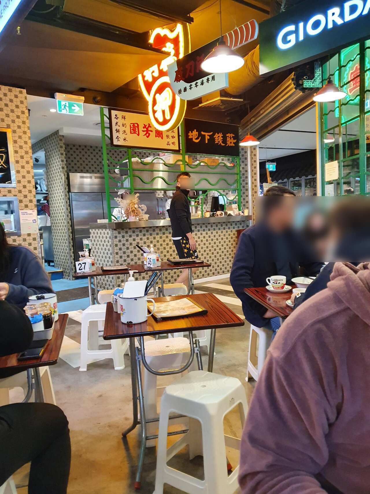 許智峯提供在現場拍到施襲者的照片