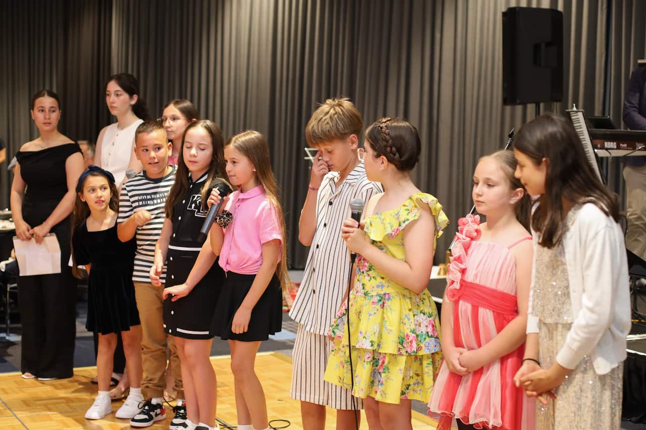 Recitatori Bosanske škole.jpg