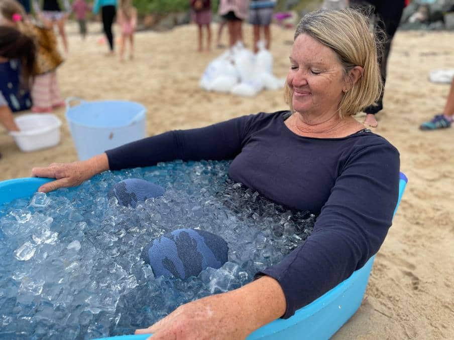 port Macquaries's ice bath. woman.