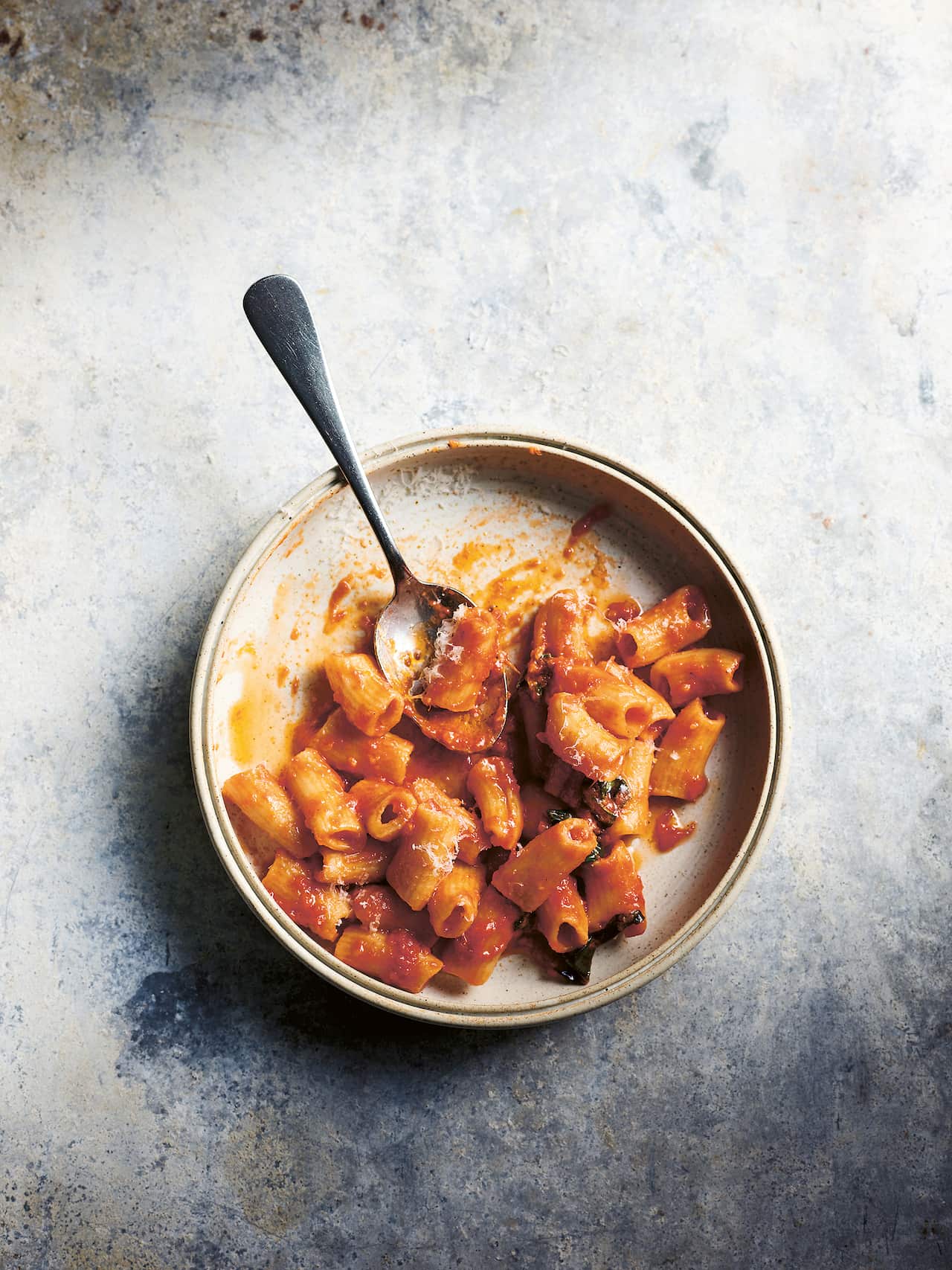 Rigatoni pomodoro 1800.jpg