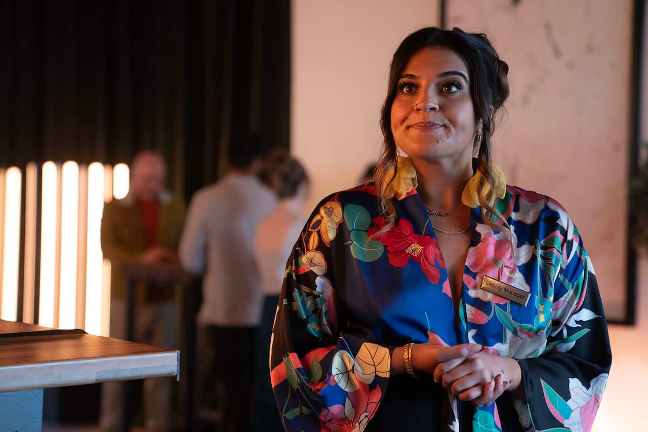 Dinosaur_S01_E02 (c) Two Brothers Pictures & All3Media International (7).jpg