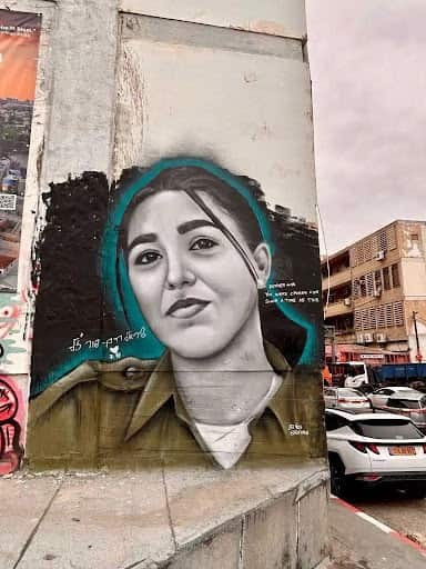 Benzi Street art.jpg