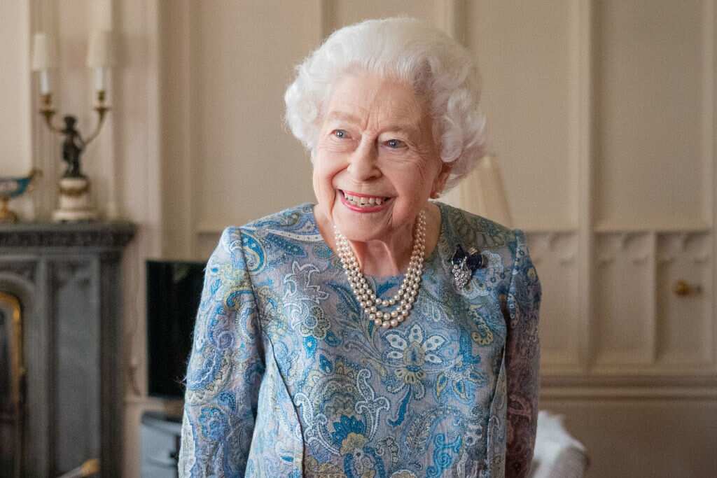 Queen Elizabeth smiling 