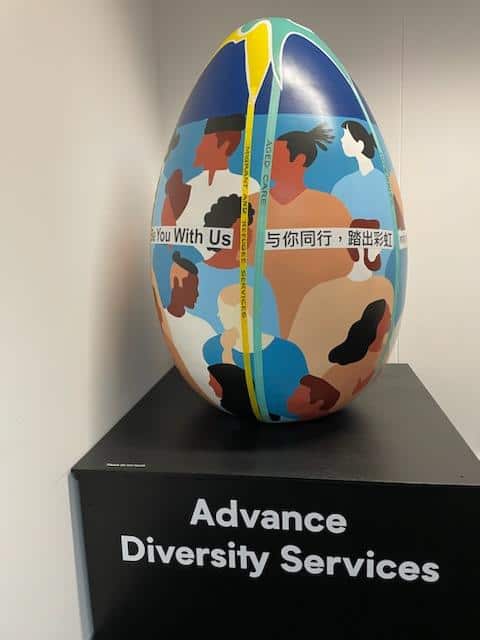 sculpture egg signal-2023-04-24-163154.jpg