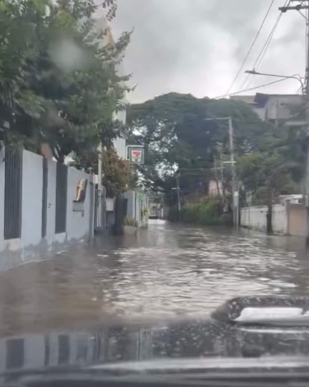 Bangkok flood edited of 03 FB 4x5 QUOTE CARD ALC.png