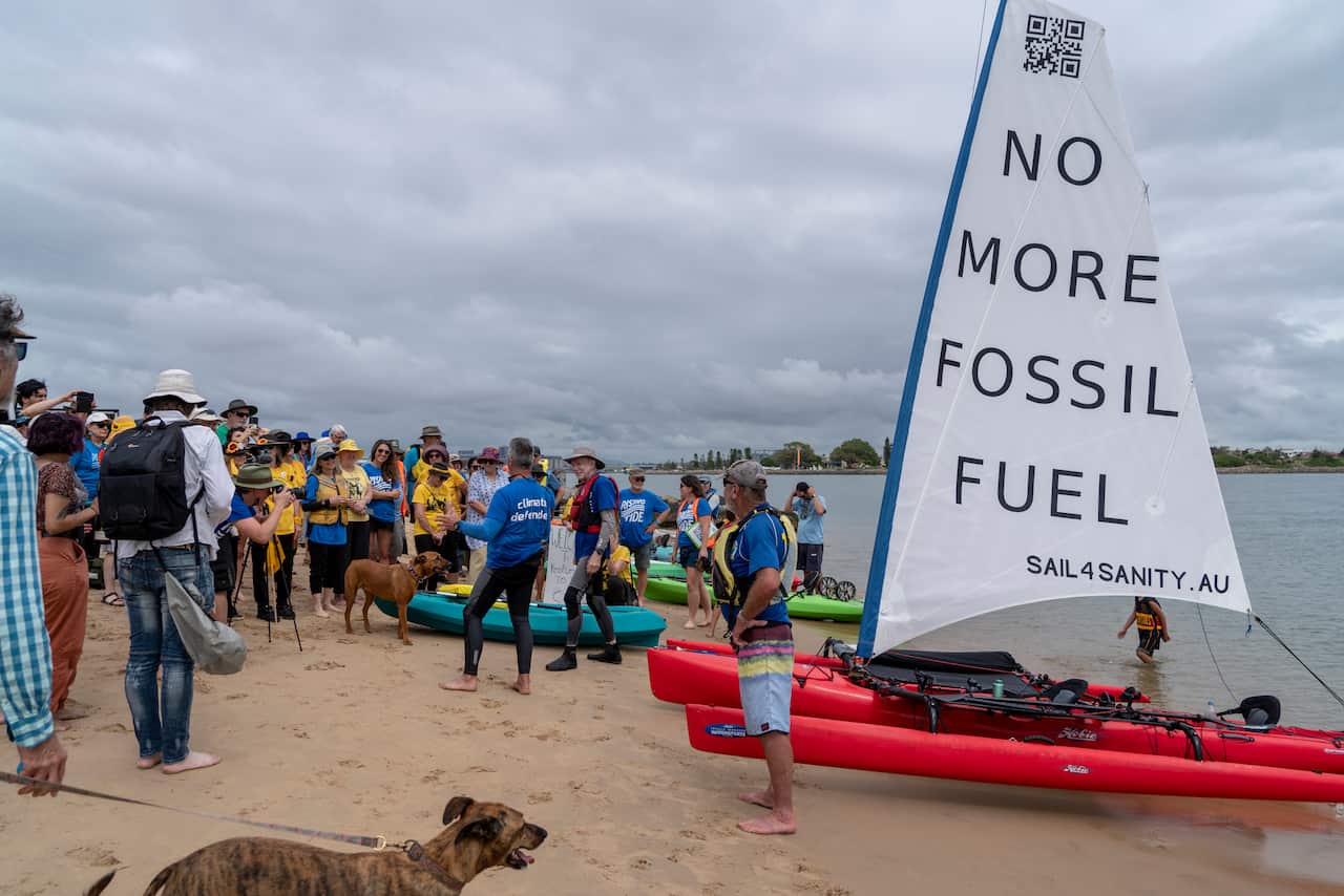 CLIMATE BLOCKADE NEWCASTLE