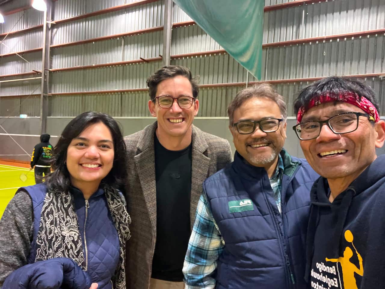 (L-R) Indonesian diplomat Silvany Pasaribu, Mayor of Bendigo Thomas Prince, Indonesian Consul General in Melbourne Yohannes Jatmiko Prasetyo, and tournament organiser Marthin Nanere at the Konjen Cup badminton championship in Bendigo, 11 July 2026. Credit: Marthin Nanere