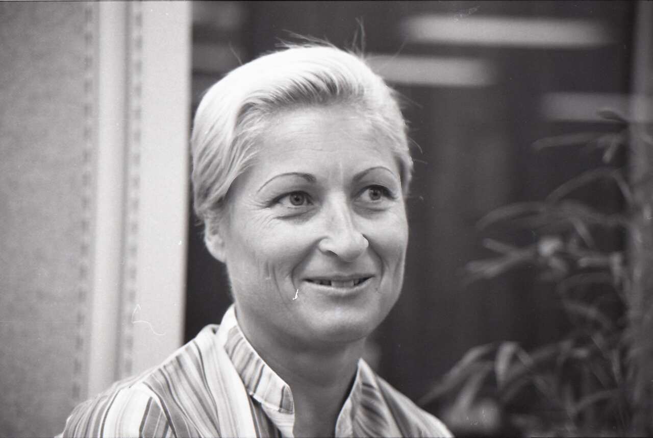 Χαρίκελια Καλδή Greek broadcaster Heather Kaldis 1982.jpg