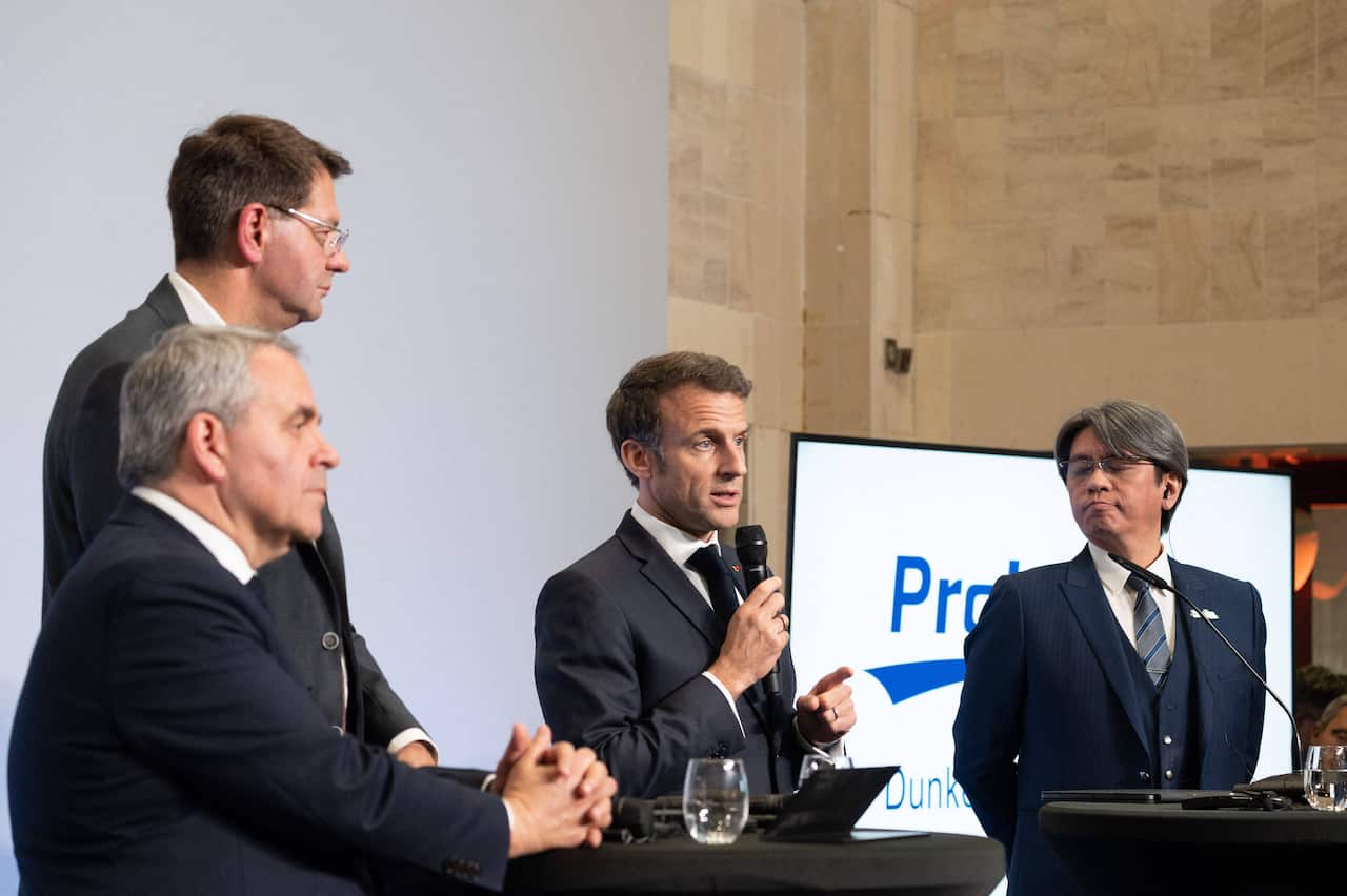 President Macron meets Representatives of ProLogium - Dunkirk