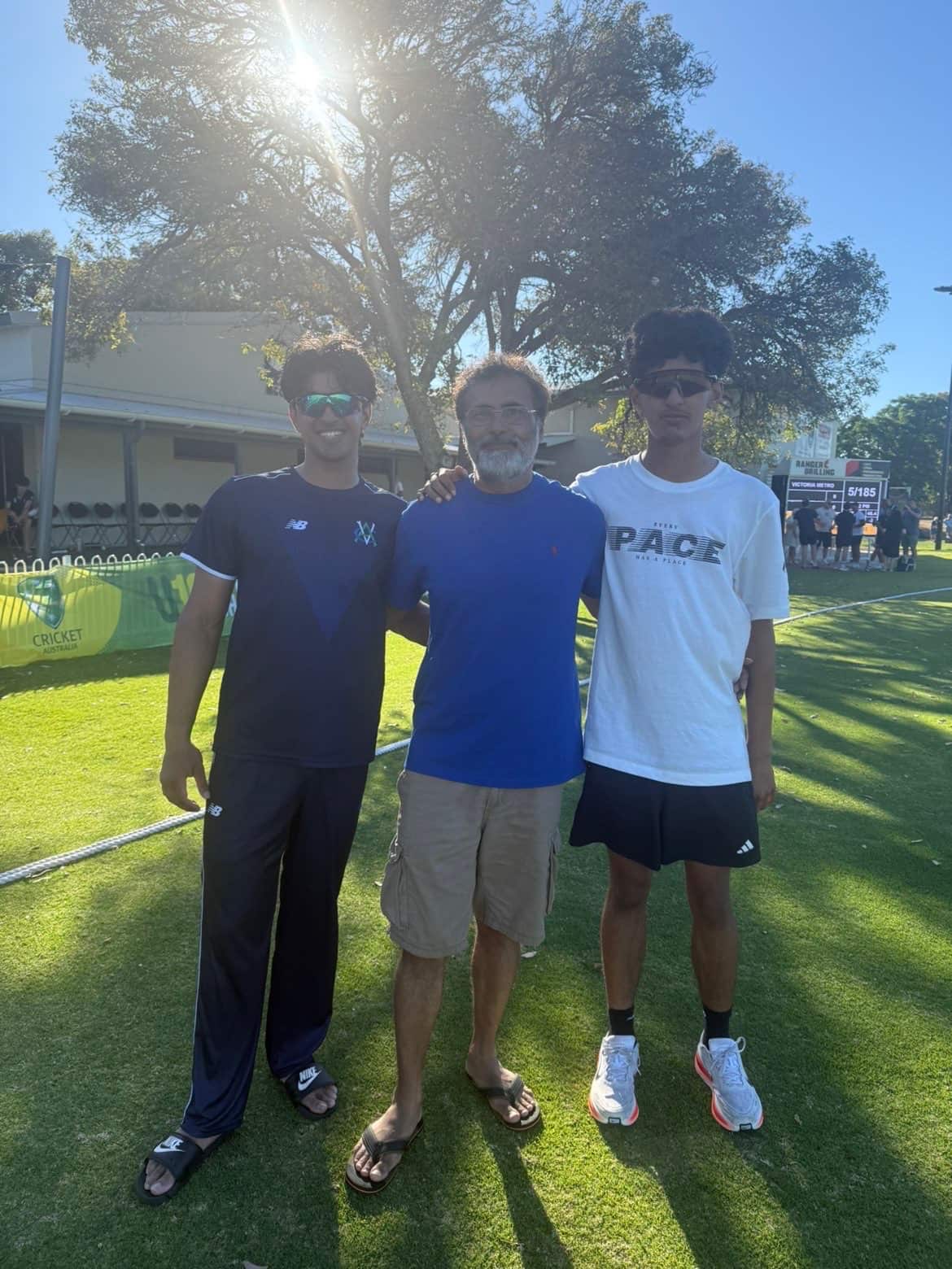 Farooq Mumtaz (middle) with his sons