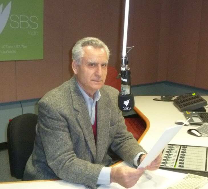 Καθάρειος Αλέκος 2011 στούντιο.jpg