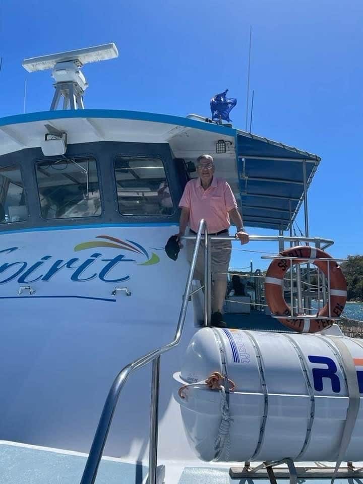 رجل الأعمال محمد نور الحموري في إحدى رحلاته .jpg