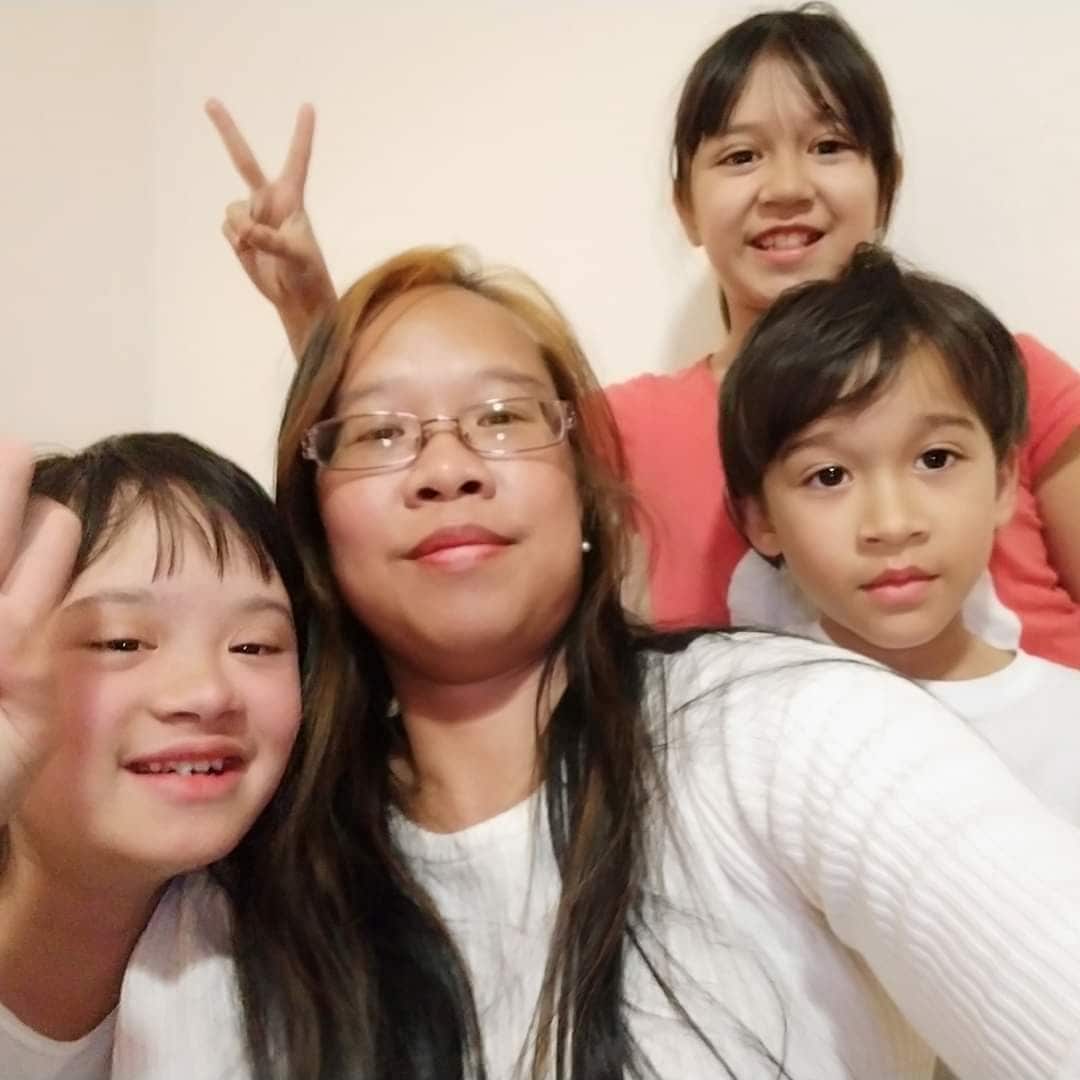 ANDEA WITH KIDDOS.jpg