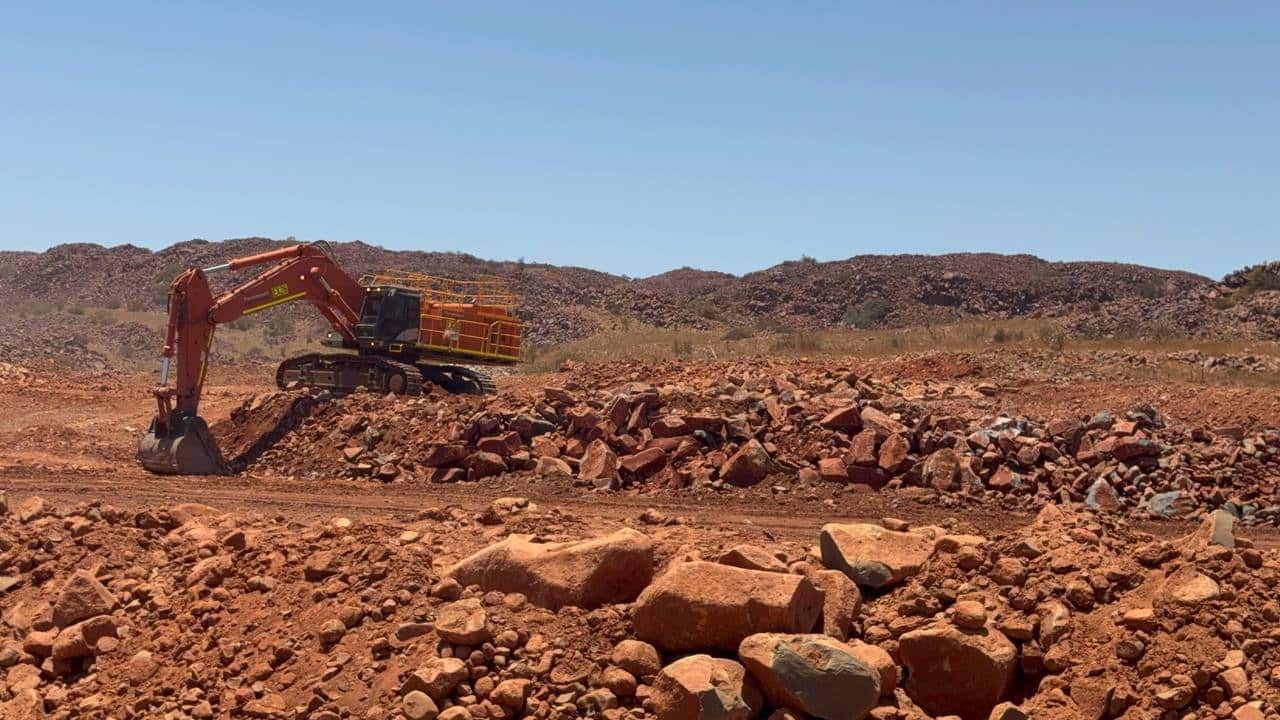 Perdaman construction.jpg