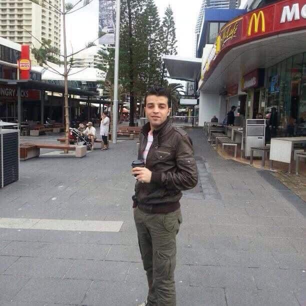 Mohammad Maqablah ezy mart.JPG
