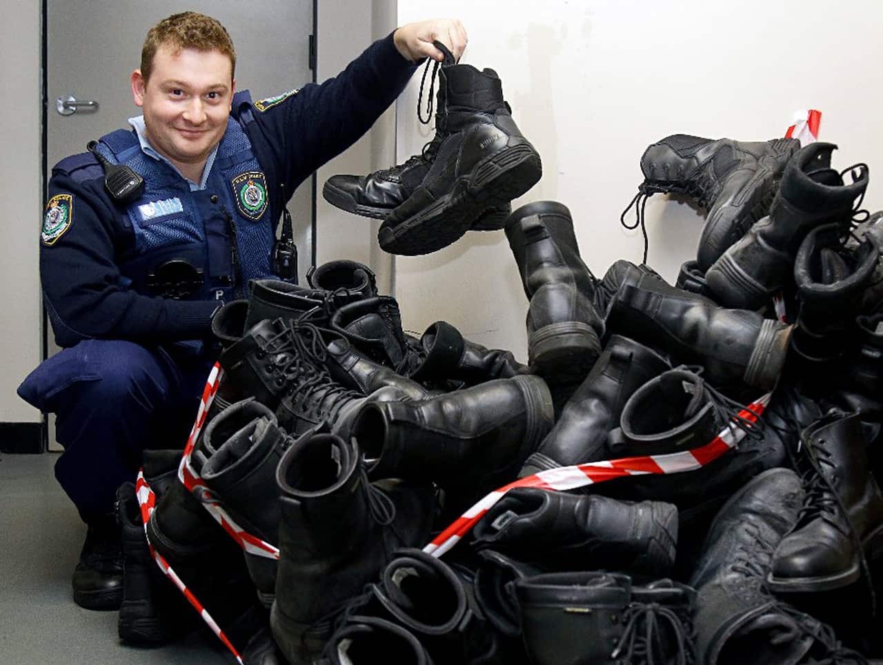 NSW POLICE BOOTS HOMELESS