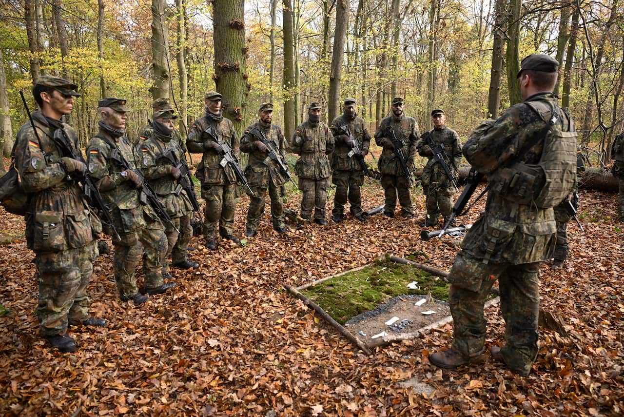 GERMANY-POLITICS-DEFENCE-CONSCRIPTION