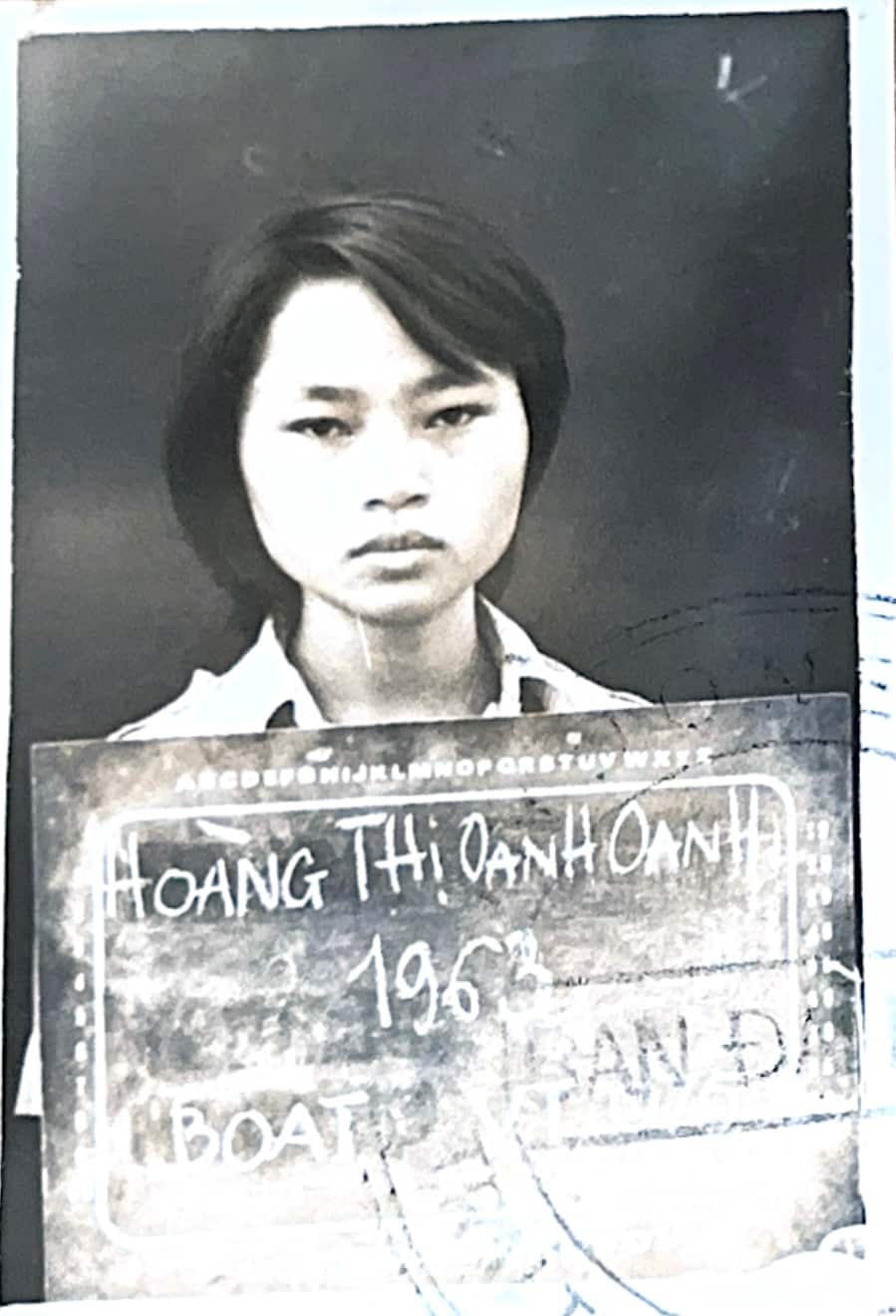A young women's identification photo