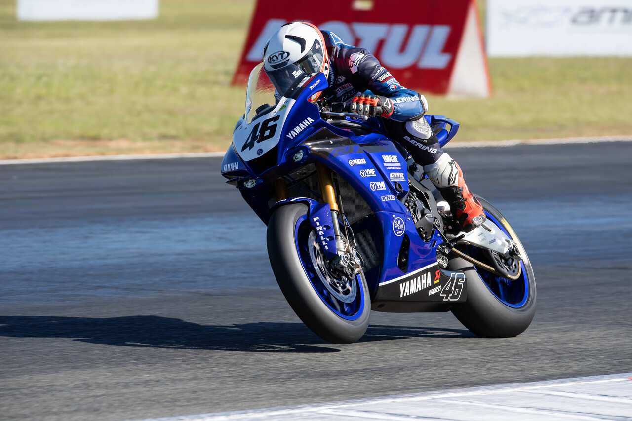 Michael Jones, Australian Superbike Championship, Queensland Raceway, Queensland, Australia