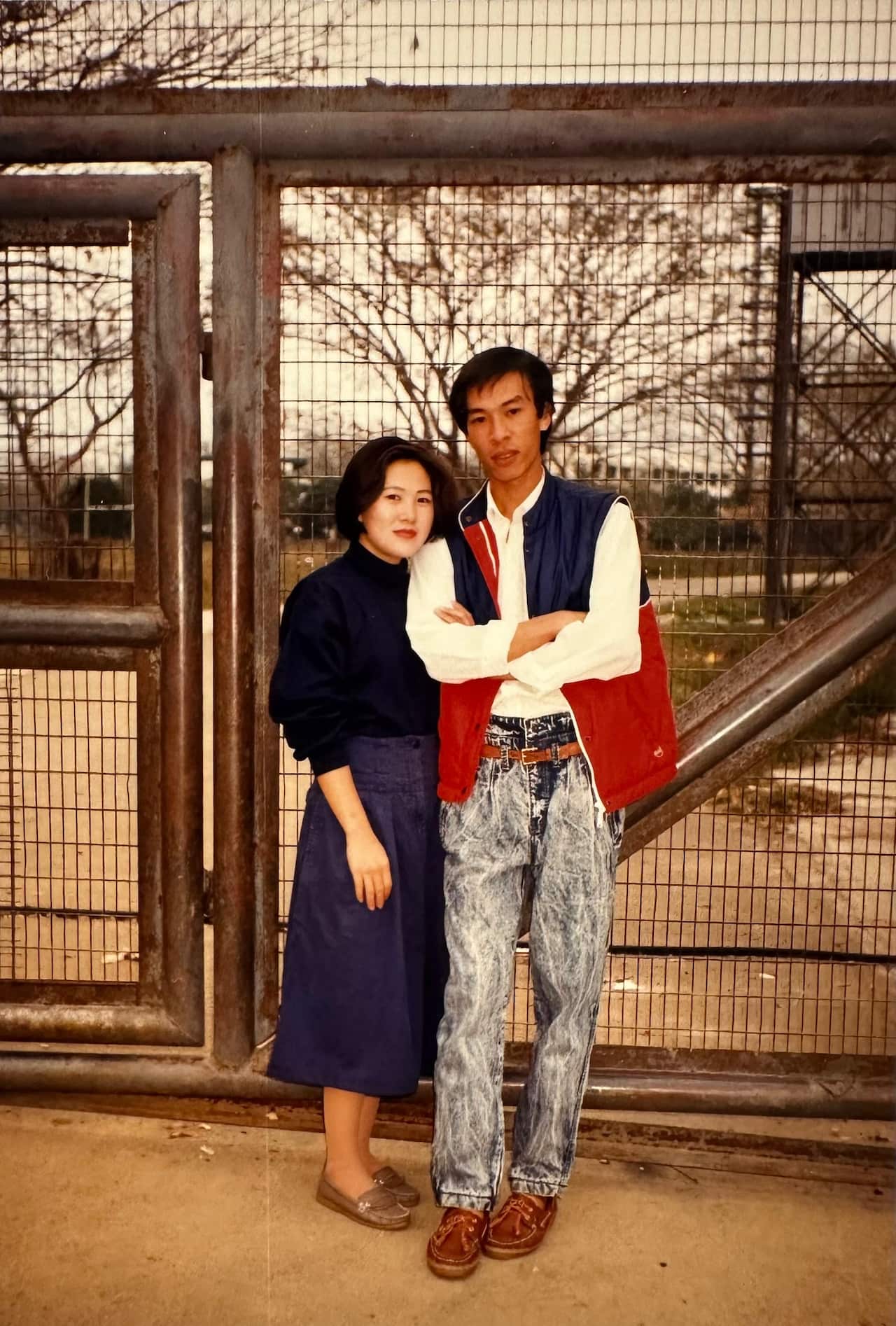 Dinh Hoang and Lan To in Hong Kong 1991.jpg