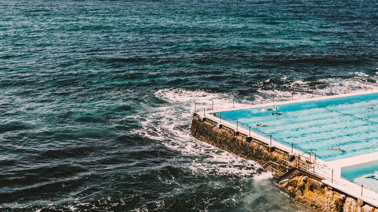 top-bondi-beach-alex-wong-unsplash-icebergs-1920x1080.jpg